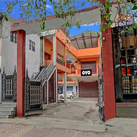 Oyo Flagship 81389 Hotel Siddhi Vinayak Motihari Dış mekan fotoğraf