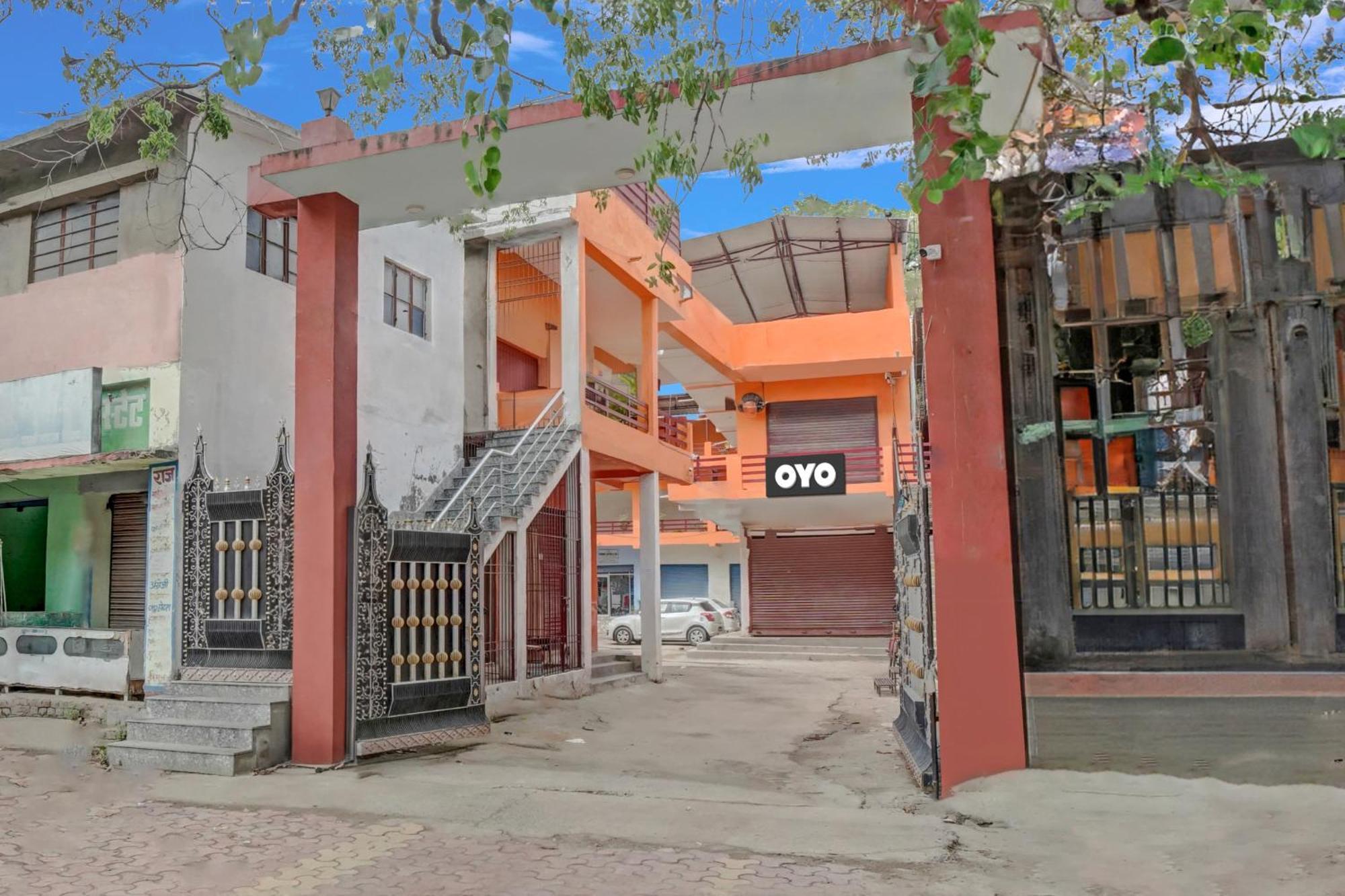 Oyo Flagship 81389 Hotel Siddhi Vinayak Motihari Dış mekan fotoğraf