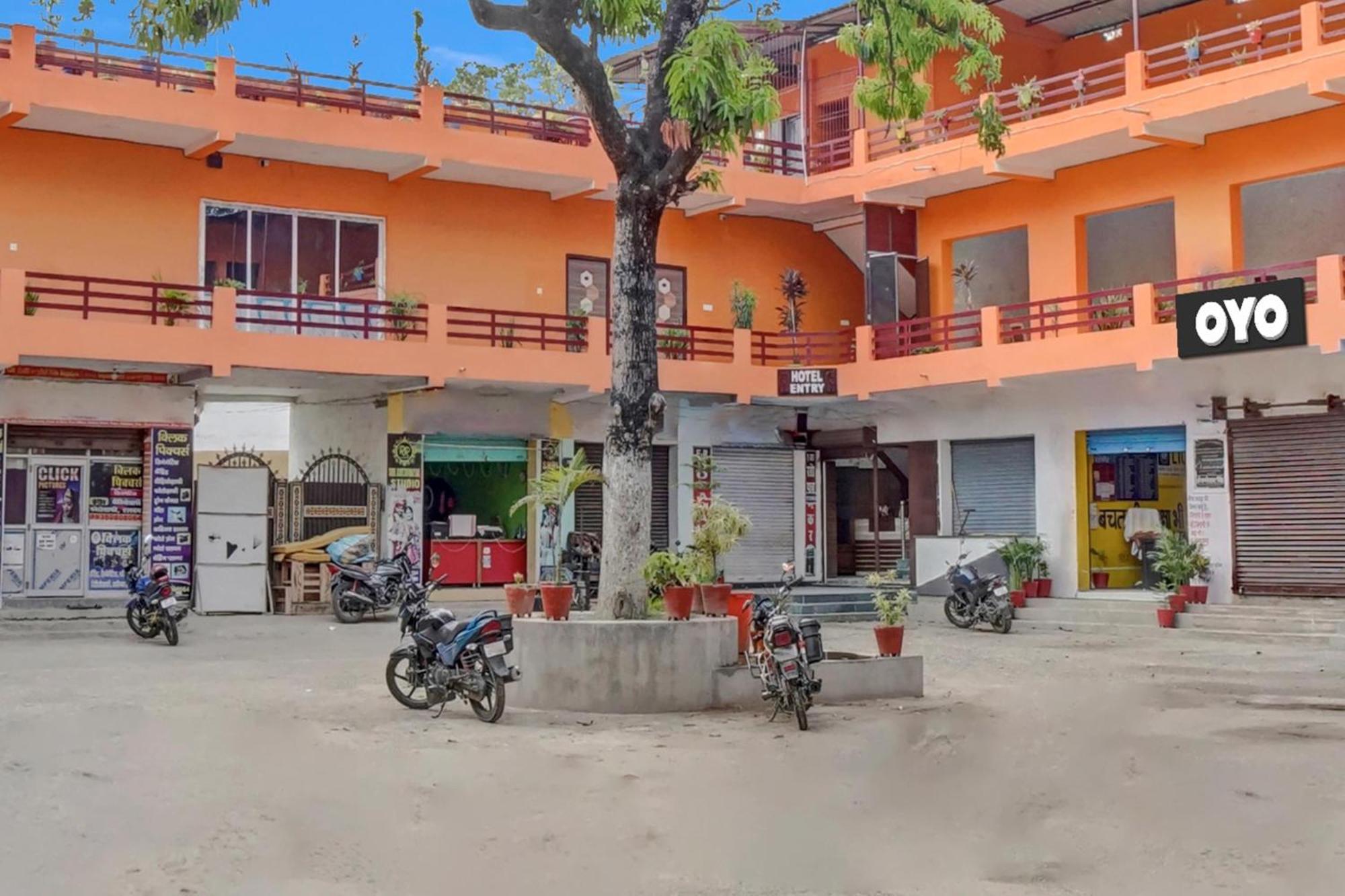 Oyo Flagship 81389 Hotel Siddhi Vinayak Motihari Dış mekan fotoğraf
